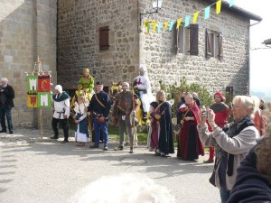 La remise des clés fête médiévale